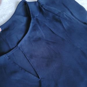 Navy Blue Tie Bottom Top - Size Small